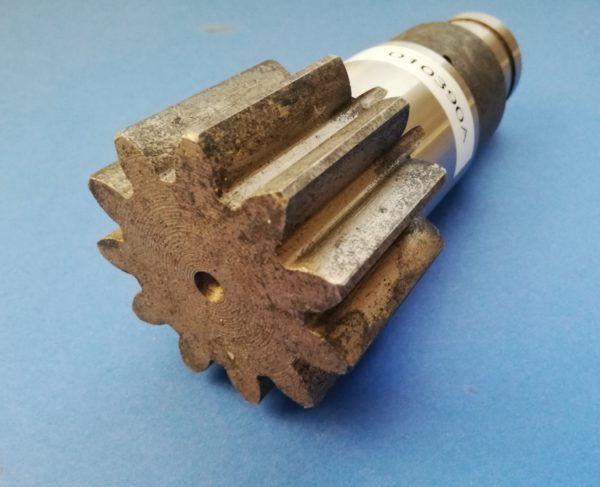 010400A Hitachi ZX14, JCB 8010 swing motor shaft - Moteur de rotation pour Engins de chantier: photos 1 010400A Hitachi ZX14, JCB 8010 swing motor shaft - Moteur de rotation pour Engins de chantier: photos 1