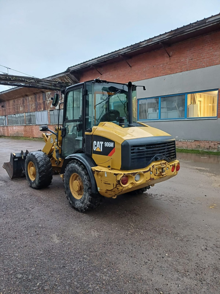 CATERPILLAR 906M - Tractopelle: photos 3 CATERPILLAR 906M - Tractopelle: photos 3