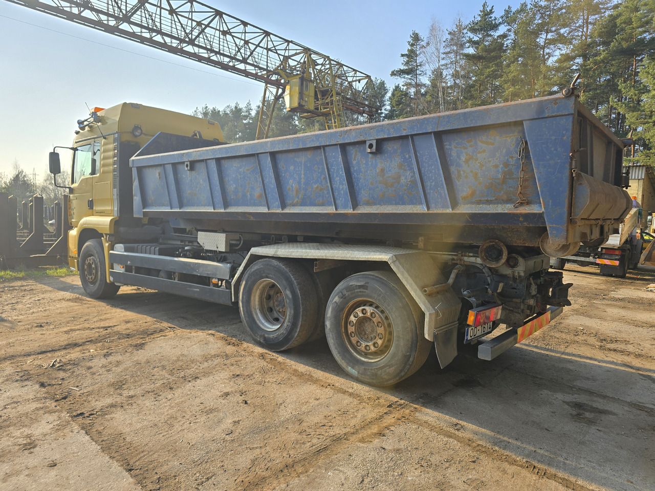 MAN TGA 26.413 - Camion ampliroll: photos 3 MAN TGA 26.413 - Camion ampliroll: photos 3