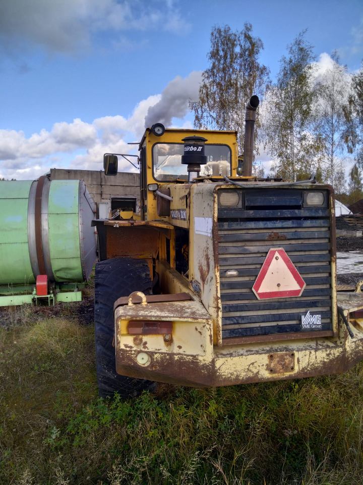 VOLVO L120 - Chargeuse sur pneus: photos 3 VOLVO L120 - Chargeuse sur pneus: photos 3