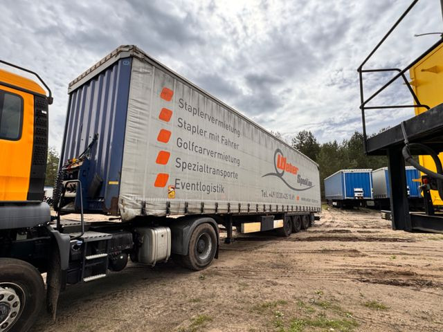 Krone SD - Semi-remorque rideaux coulissants: photos 2 Krone SD - Semi-remorque rideaux coulissants: photos 2