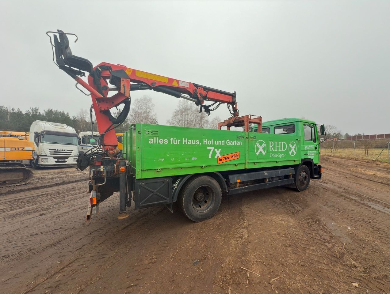 MAN 14.192 - Camion plateau, Camion grue: photos 4 MAN 14.192 - Camion plateau, Camion grue: photos 4