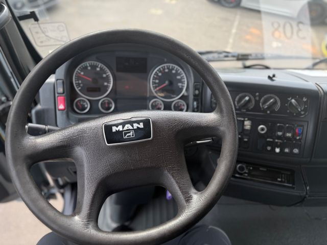 Camion benne, Camion grue MAN TGA 18.310 4x2BB: photos 13 Camion benne, Camion grue MAN TGA 18.310 4x2BB: photos 13