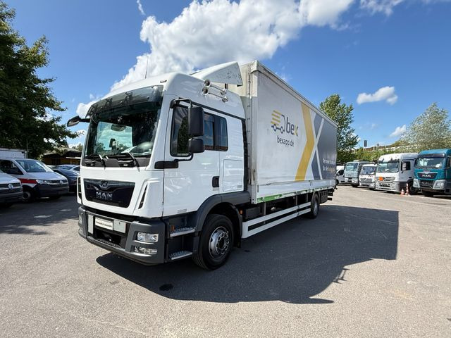MAN TGM 15.290 - Camion à rideaux coulissants: photos 2 MAN TGM 15.290 - Camion à rideaux coulissants: photos 2