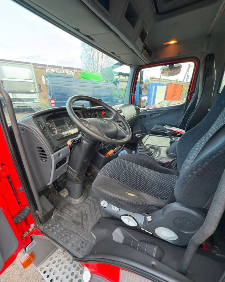 Camion avec nacelle Mercedes-Benz Atego 816 2 4-Zyl. 4x2 Hebebühne: photos 9 Camion avec nacelle Mercedes-Benz Atego 816 2 4-Zyl. 4x2 Hebebühne: photos 9