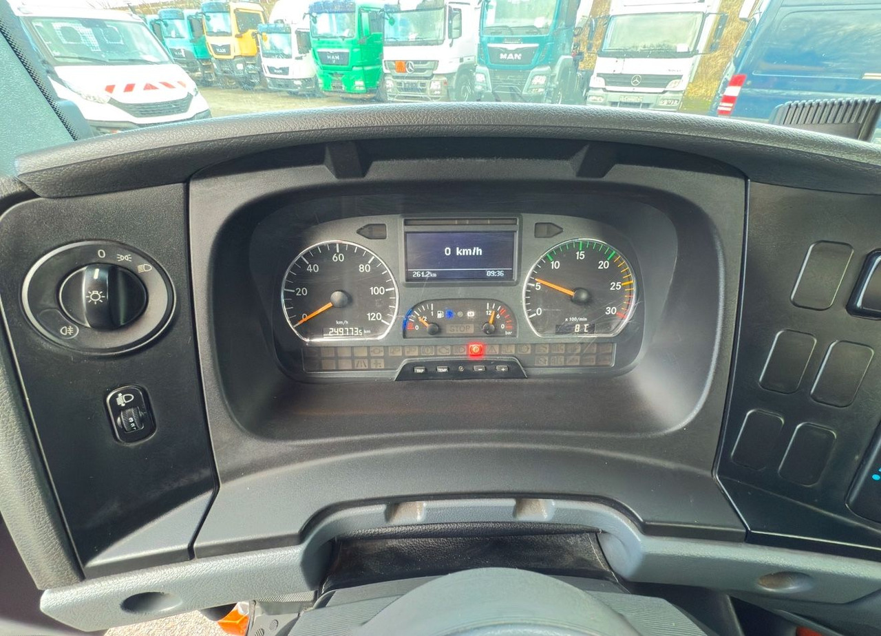 Camion avec nacelle Mercedes-Benz Atego 816 2 4-Zyl. 4x2 Hebebühne: photos 12 Camion avec nacelle Mercedes-Benz Atego 816 2 4-Zyl. 4x2 Hebebühne: photos 12