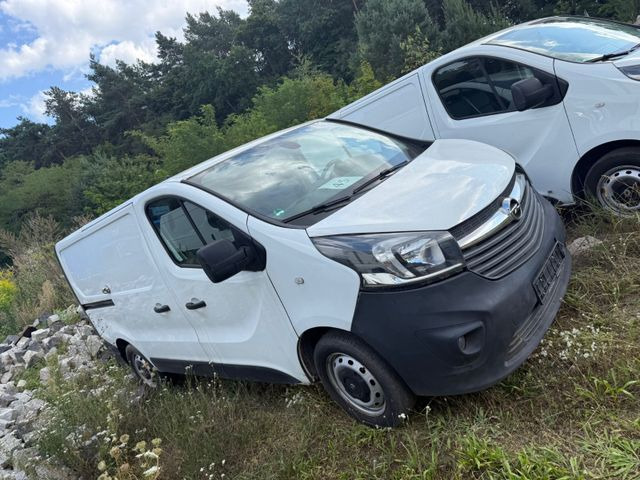 Opel Vivaro B Kasten/Kombi Kasten L1H1 2,7t - Fourgonnette: photos 2 Opel Vivaro B Kasten/Kombi Kasten L1H1 2,7t - Fourgonnette: photos 2