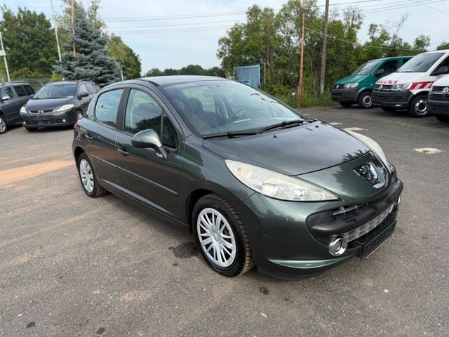 Peugeot 207 Sport Automatik - Berline: photos 2 Peugeot 207 Sport Automatik - Berline: photos 2