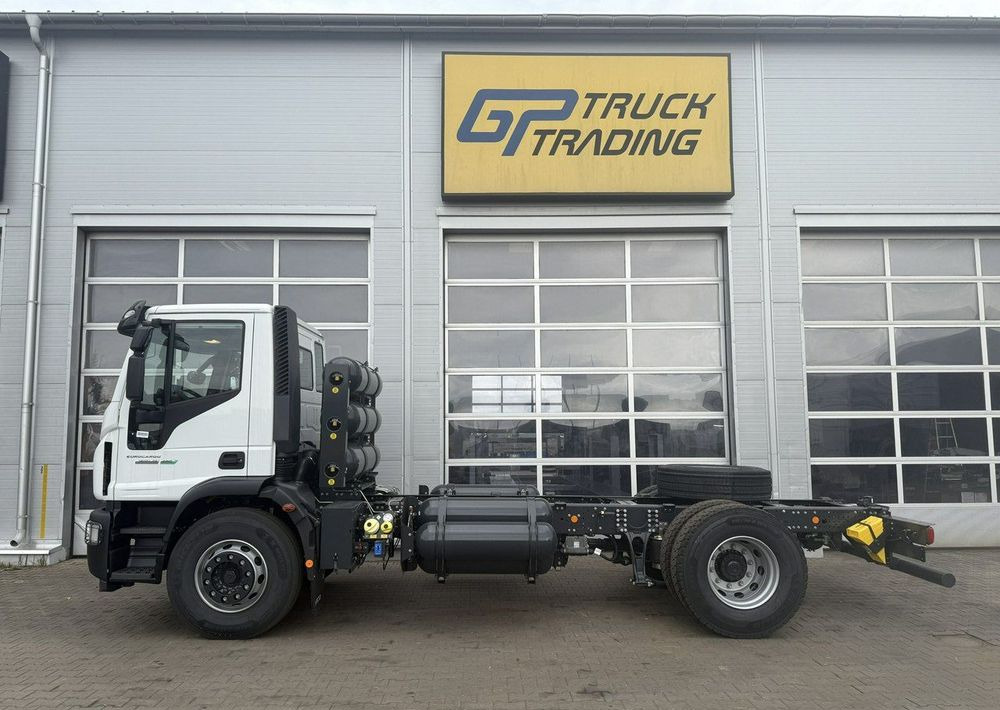 Iveco EuroCargo CNG - Châssis cabine: photos 2 Iveco EuroCargo CNG - Châssis cabine: photos 2