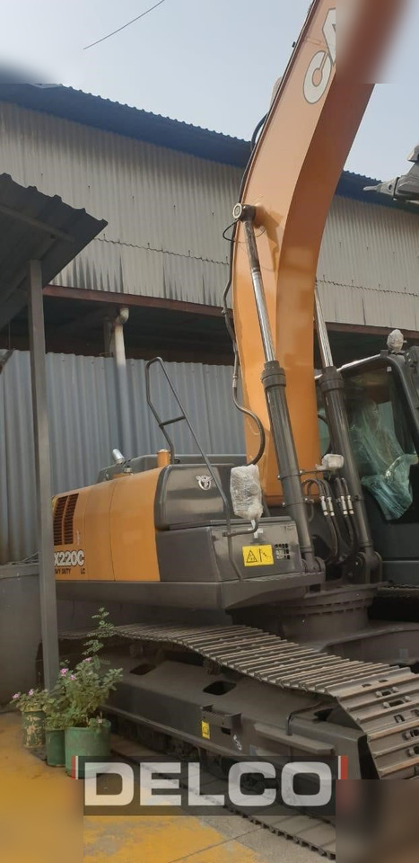 CASE CX220C LC - Pelle sur chenille: photos 5 CASE CX220C LC - Pelle sur chenille: photos 5