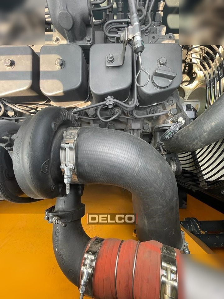 Pelle sur chenille neuf HYUNDAI ROBEX 215L SMART: photos 12