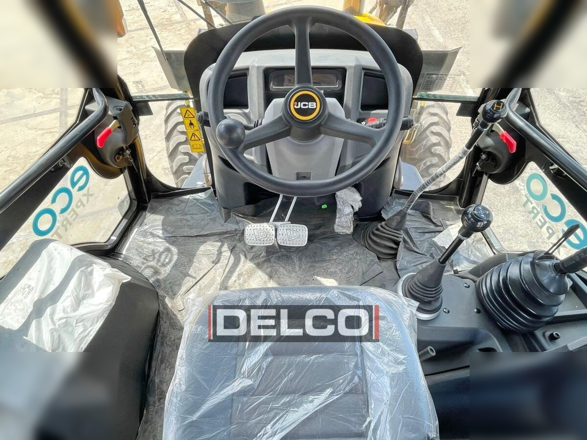 Tractopelle neuf JCB 3DX SUPER: photos 7