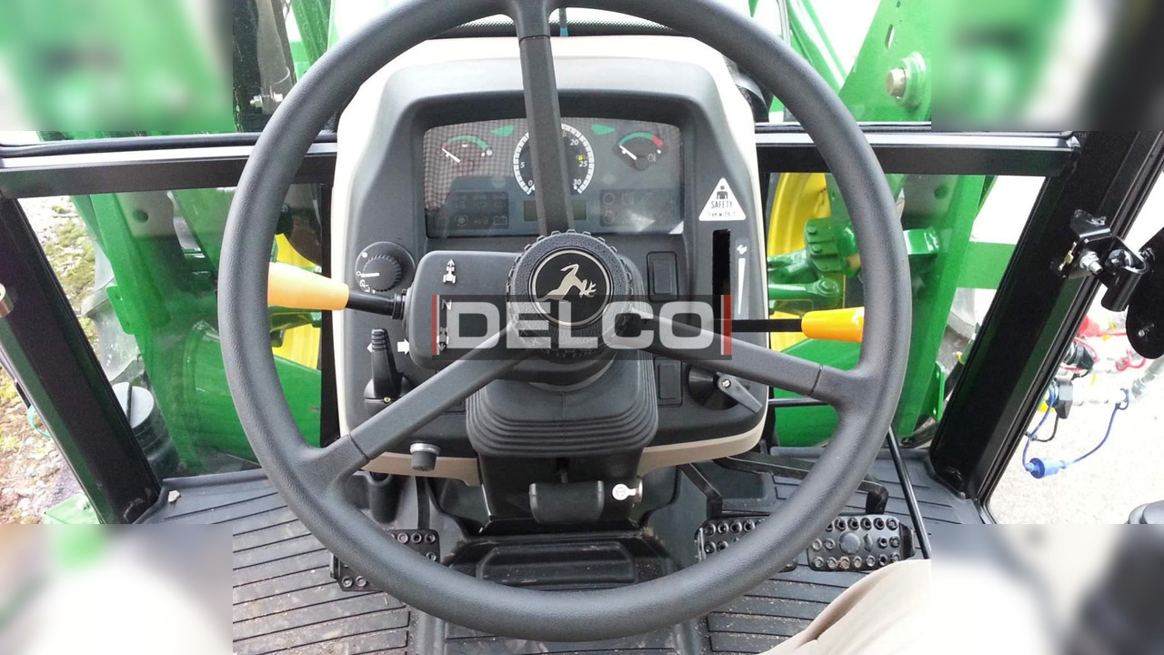 JOHN DEERE 5075E - Tracteur agricole: photos 3 JOHN DEERE 5075E - Tracteur agricole: photos 3