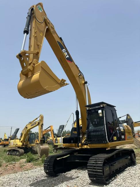 CAT 329D - Pelle sur chenille: photos 1 CAT 329D - Pelle sur chenille: photos 1