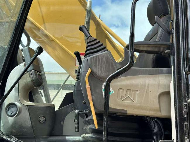 CAT 336D - Pelle sur chenille: photos 3 CAT 336D - Pelle sur chenille: photos 3