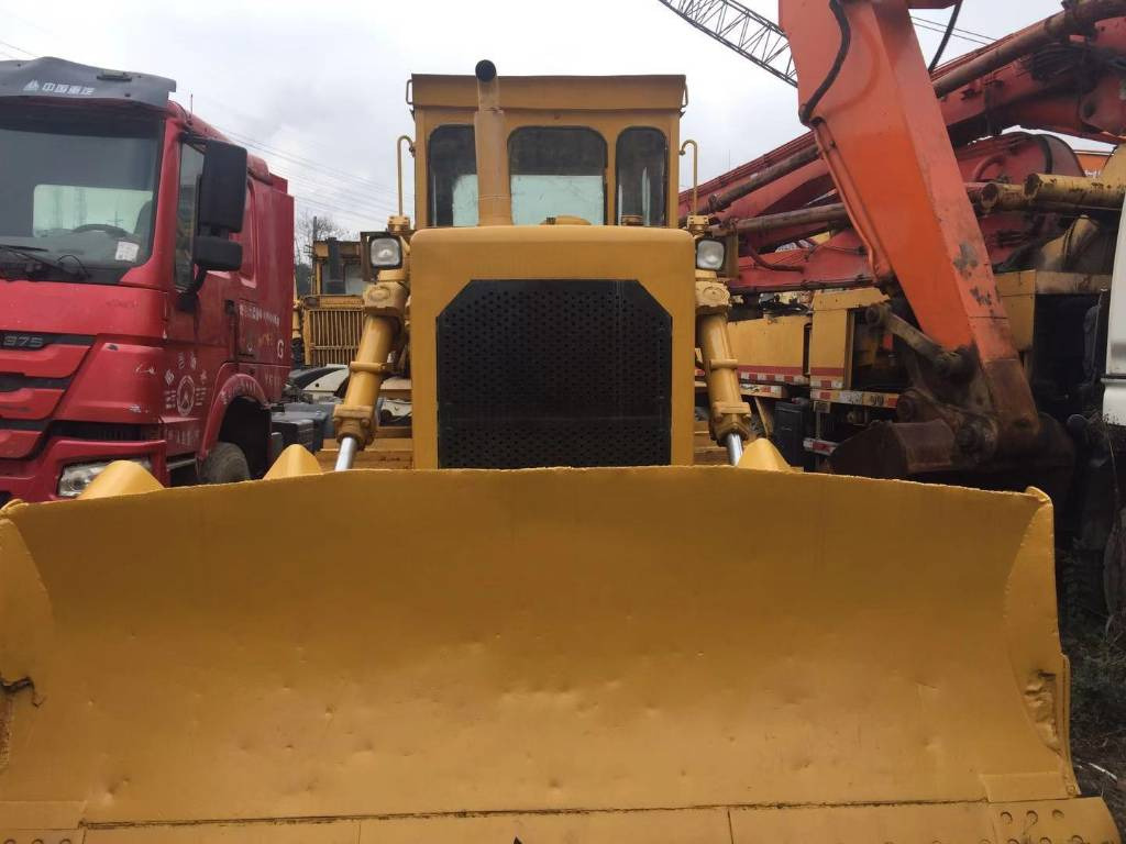 CAT D8K - Bulldozer: photos 1 CAT D8K - Bulldozer: photos 1