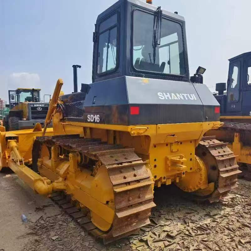 Shantui SD16 - Bulldozer: photos 3 Shantui SD16 - Bulldozer: photos 3