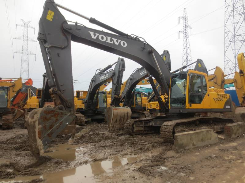 Volvo EC 290 B LC - Pelle sur chenille: photos 1 Volvo EC 290 B LC - Pelle sur chenille: photos 1