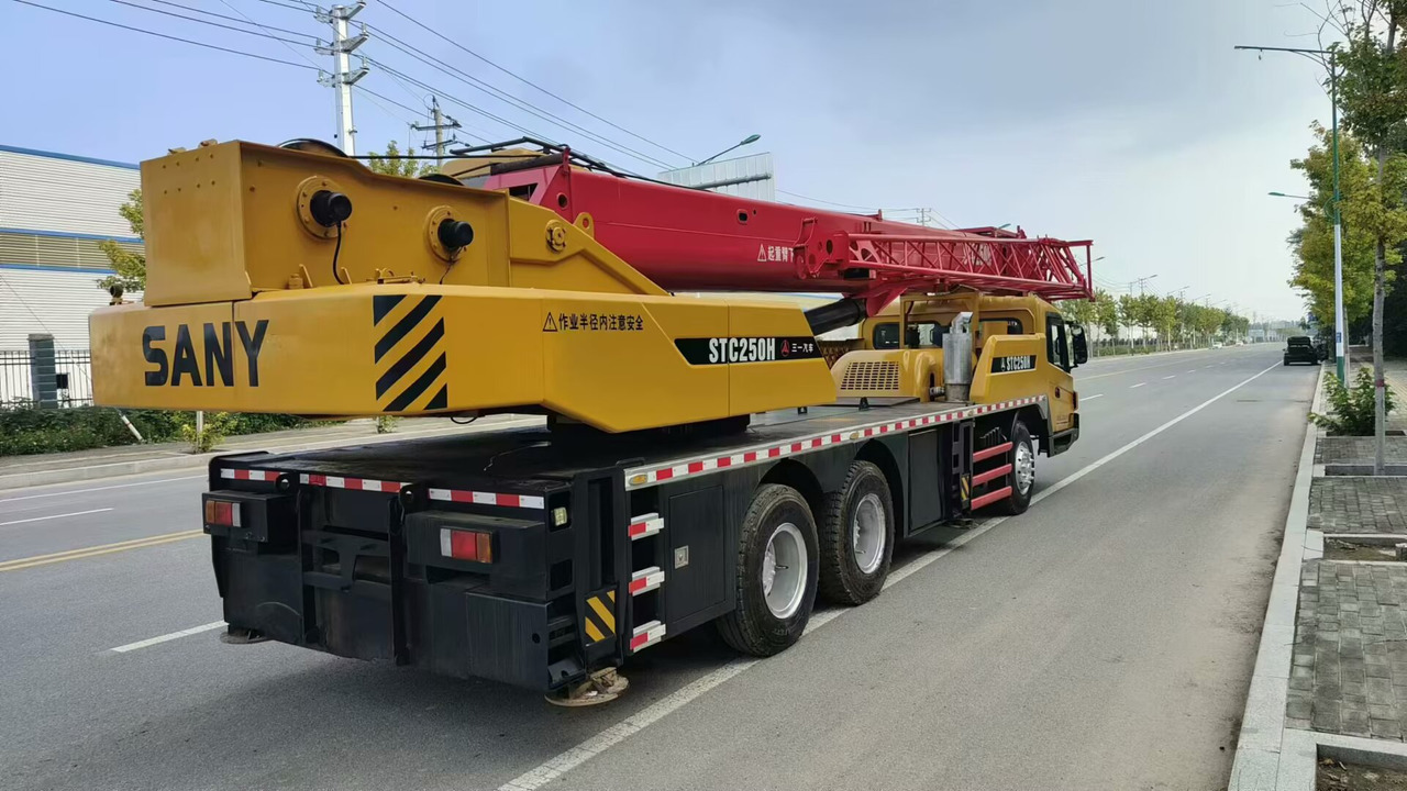 Sany - Grue: photos 2 Sany - Grue: photos 2