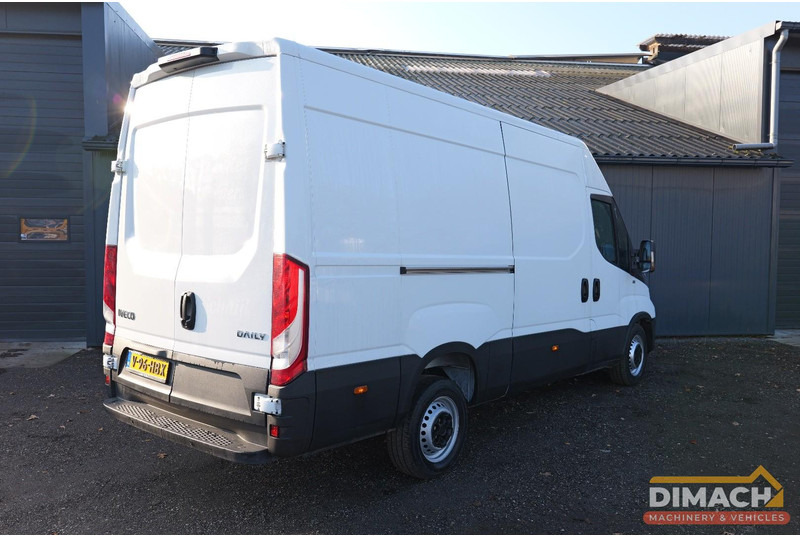 Iveco 35S16 Iveco Daily 35S16 L2H2 NL car TOP!! - Fourgon utilitaire: photos 2 Iveco 35S16 Iveco Daily 35S16 L2H2 NL car TOP!! - Fourgon utilitaire: photos 2