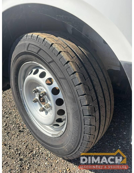 MAN TGE 3.180 L4H3 maxi Engine problem - motorschade -VW crafter L4H3 maxi bus - koffer - klima - euro 6 - Fourgon utilitaire: photos 4 MAN TGE 3.180 L4H3 maxi Engine problem - motorschade -VW crafter L4H3 maxi bus - koffer - klima - euro 6 - Fourgon utilitaire: photos 4