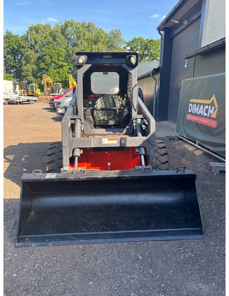 Thomas 250 new bucket! TOP!! 3600 kilo - Mini chargeuse: photos 3 Thomas 250 new bucket! TOP!! 3600 kilo - Mini chargeuse: photos 3