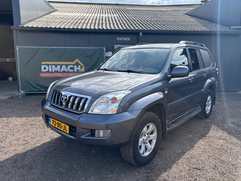 Toyota Land Cruiser 120 5 doors 3.0L D4-D Prado - Voiture: photos 1 Toyota Land Cruiser 120 5 doors 3.0L D4-D Prado - Voiture: photos 1