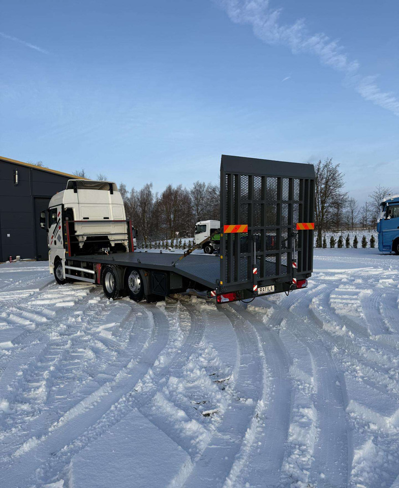 MAN TGX 26.420 - Camion porte-voitures: photos 3 MAN TGX 26.420 - Camion porte-voitures: photos 3