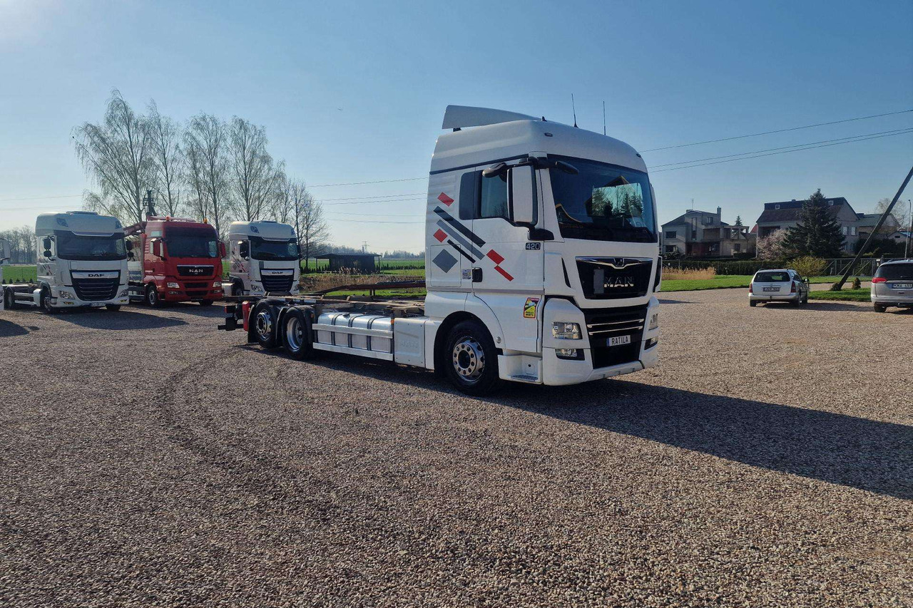 MAN TGX 26.420 - Camion porte-conteneur/ Caisse mobile: photos 2 MAN TGX 26.420 - Camion porte-conteneur/ Caisse mobile: photos 2