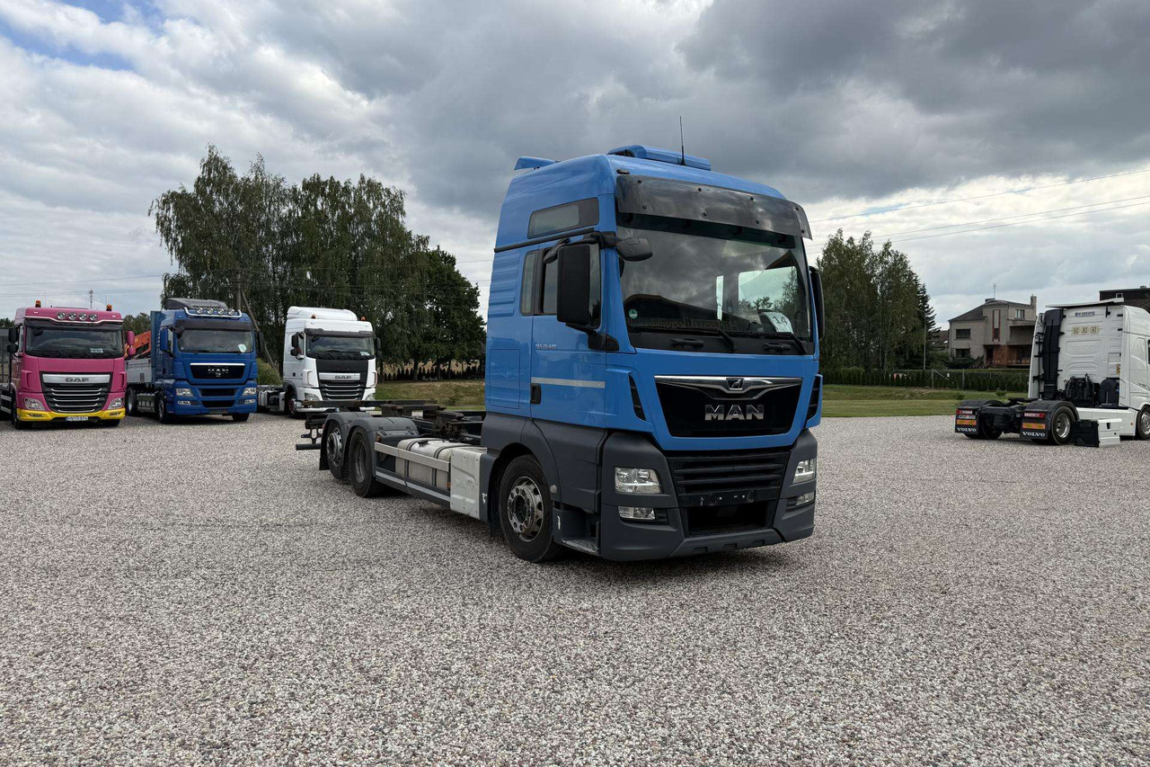 MAN TGX 26.420 - Camion porte-conteneur/ Caisse mobile: photos 5 MAN TGX 26.420 - Camion porte-conteneur/ Caisse mobile: photos 5