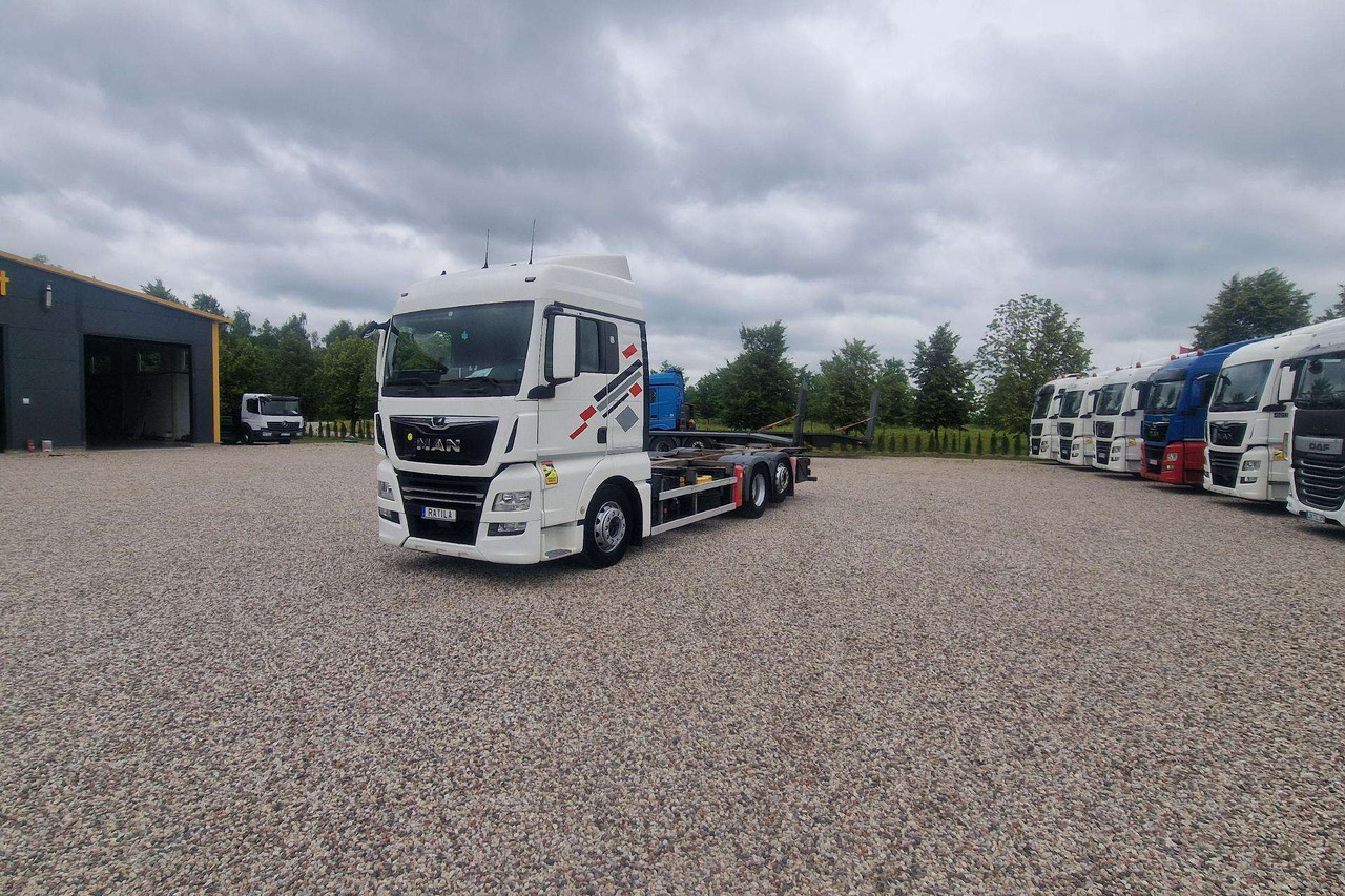 MAN TGX 26.420 - Camion porte-conteneur/ Caisse mobile: photos 1 MAN TGX 26.420 - Camion porte-conteneur/ Caisse mobile: photos 1