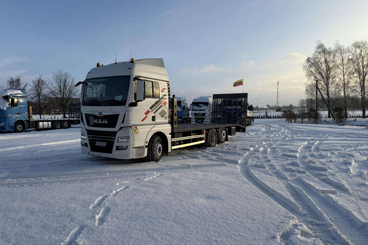 MAN TGX 26.420 - Camion porte-voitures: photos 1 MAN TGX 26.420 - Camion porte-voitures: photos 1