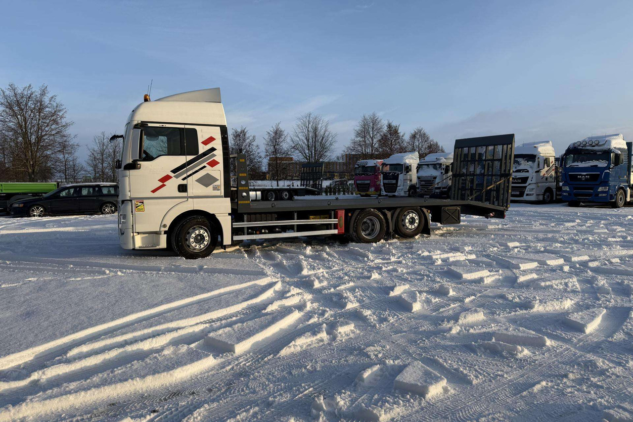 MAN TGX 26.420 - Camion porte-voitures: photos 5 MAN TGX 26.420 - Camion porte-voitures: photos 5