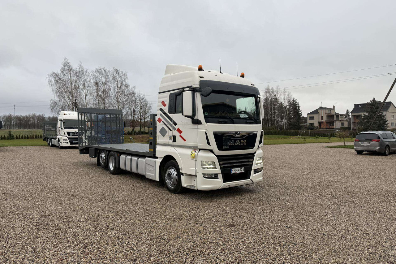 MAN TGX 26.430 - Camion porte-voitures: photos 2 MAN TGX 26.430 - Camion porte-voitures: photos 2