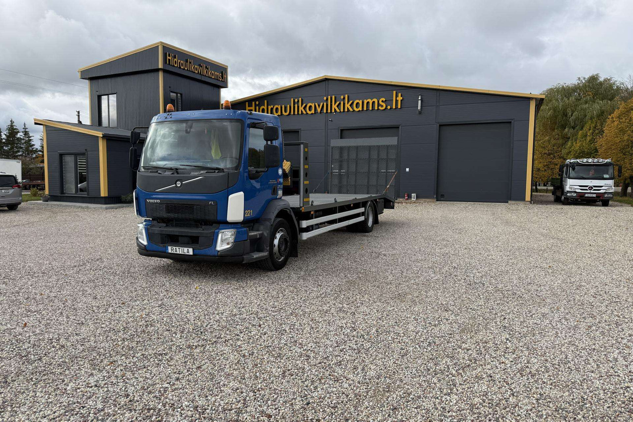 Volvo FL 250 - Camion porte-voitures: photos 2 Volvo FL 250 - Camion porte-voitures: photos 2