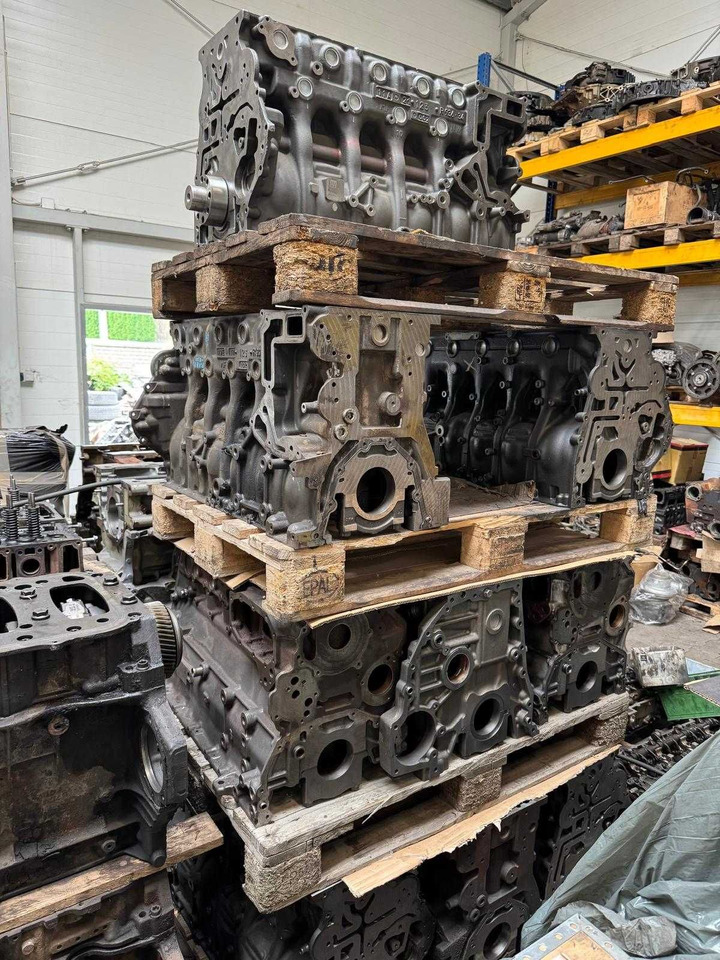 Blok do mercedes om 936 - Moteur: photos 1 Blok do mercedes om 936 - Moteur: photos 1