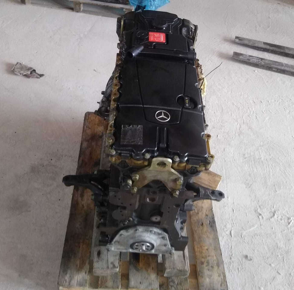 Glowica Mercedes om936 mp4 silnik euro6 Setra Class New Holland - Moteur: photos 3 Glowica Mercedes om936 mp4 silnik euro6 Setra Class New Holland - Moteur: photos 3