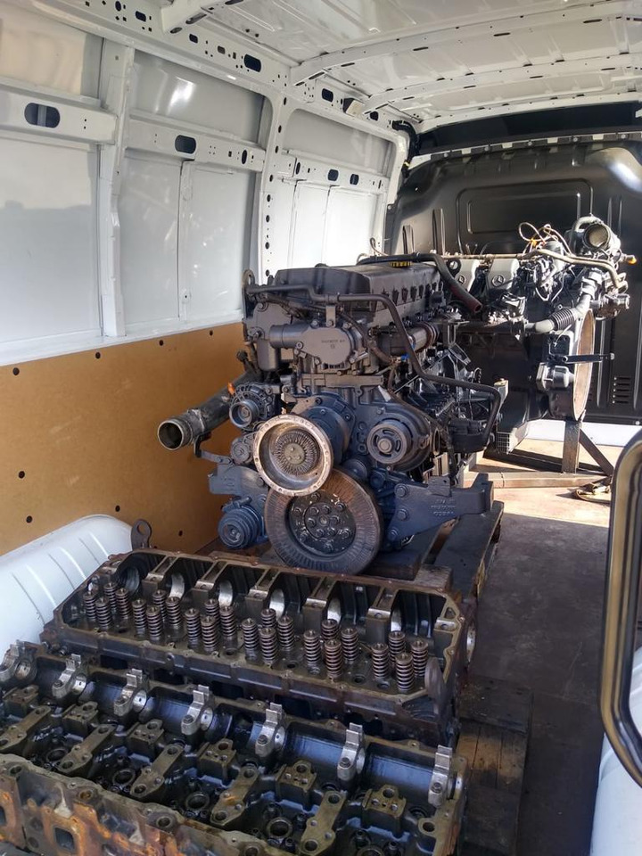 NEW HOLLAND Regeneracja naprawa Cursor 8 9 10 11 13 Euro6 5 4 3 - Moteur pour Machine agricole: photos 1 NEW HOLLAND Regeneracja naprawa Cursor 8 9 10 11 13 Euro6 5 4 3 - Moteur pour Machine agricole: photos 1
