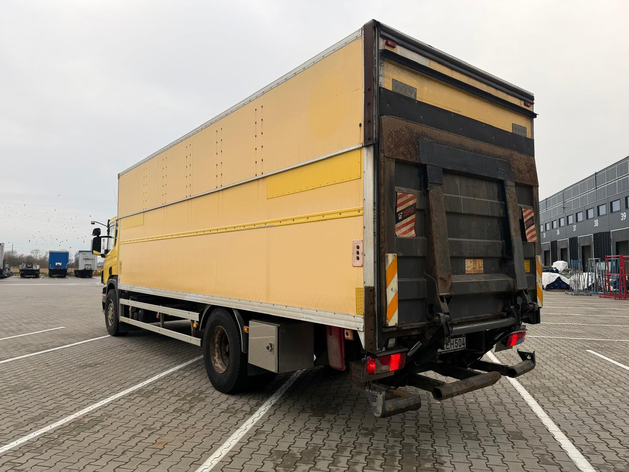 SCANIA P230 - Camion fourgon: photos 5 SCANIA P230 - Camion fourgon: photos 5