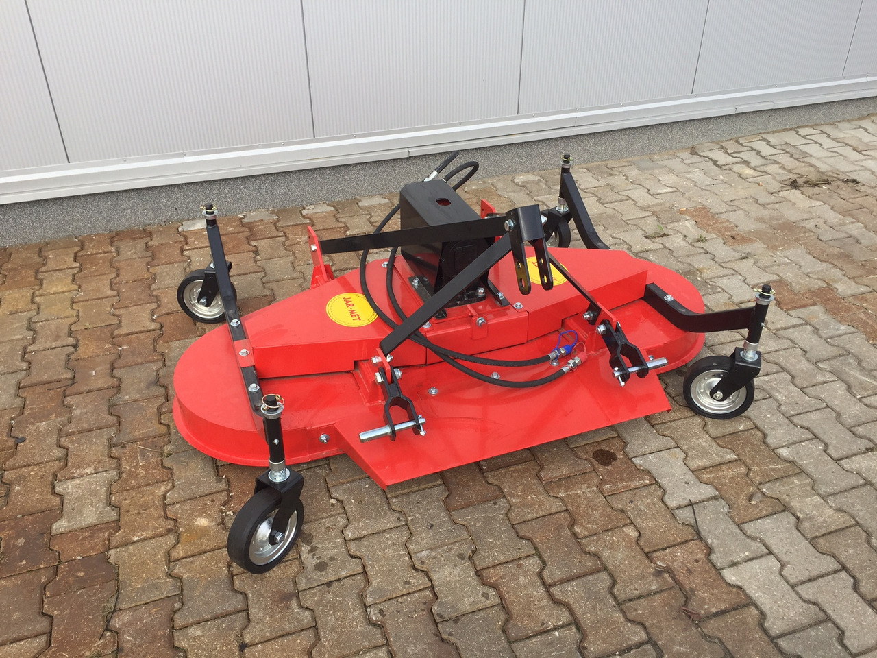JAR-MET Orchard mower / Hochgrasmähwerk / Tondeuse verger / Kosiarka sadownicza 1,8 m - Faucheuse: photos 4 JAR-MET Orchard mower / Hochgrasmähwerk / Tondeuse verger / Kosiarka sadownicza 1,8 m - Faucheuse: photos 4