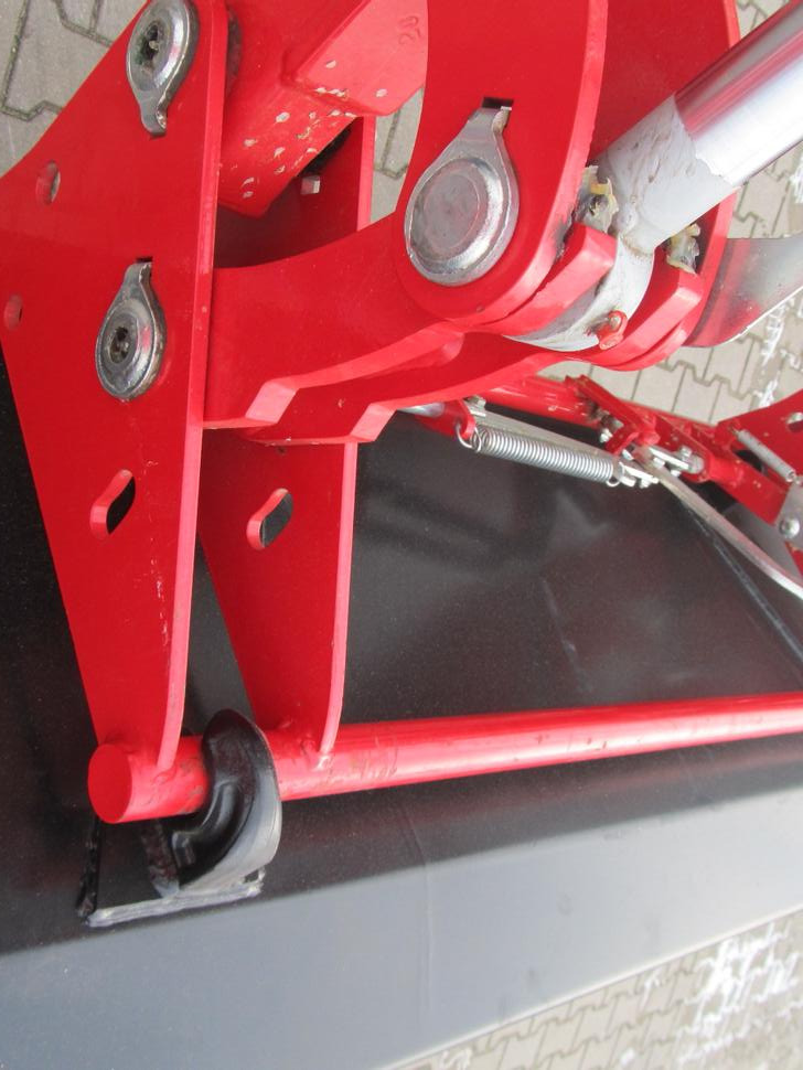 Lauderof Schaufel / Universal Bucket / Godet / Benna / Ковш / Łyżka 2 m - Godet pour Tracteur agricole: photos 5 Lauderof Schaufel / Universal Bucket / Godet / Benna / Ковш / Łyżka 2 m - Godet pour Tracteur agricole: photos 5