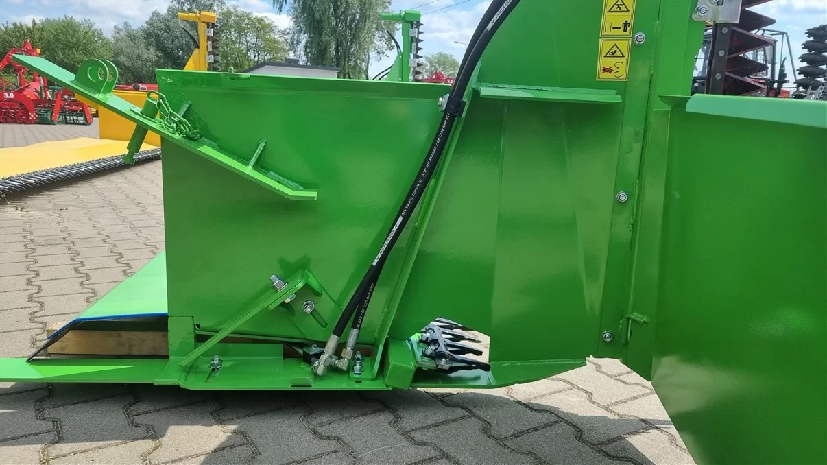 Scie à colza neuf Lupus Rapsvorsatz / Rape cutter / Barre de coupe à colza / Mesa de colza / Tavolo da colza / Рапсовый стол / Stół do rzepaku 6 m: photos 8