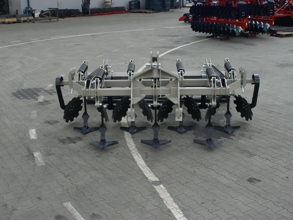 ROLEX Flügelschargrubber / Stubble cultivator / Dechaumeur à dents / Aratri stoppiatori / Стерневой культиватор / Agregat podorywkowy 3 m - Bineuse: photos 5 ROLEX Flügelschargrubber / Stubble cultivator / Dechaumeur à dents / Aratri stoppiatori / Стерневой культиватор / Agregat podorywkowy 3 m - Bineuse: photos 5