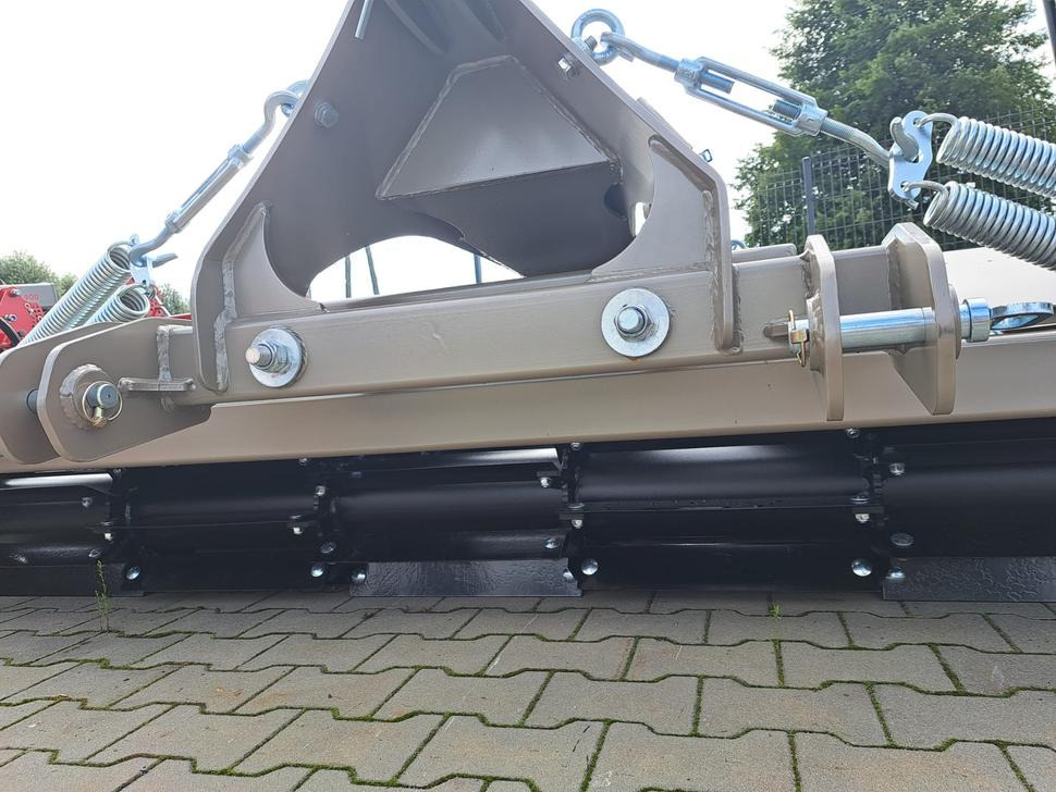 ROLEX Messerwalze / Knife roller cutter / Rouleau couteau / Rullo a coltelli / Каток ножничного типа тандем передний / Wał nożowy cutter tandem front 3 m - Rouleau agricole: photos 2 ROLEX Messerwalze / Knife roller cutter / Rouleau couteau / Rullo a coltelli / Каток ножничного типа тандем передний / Wał nożowy cutter tandem front 3 m - Rouleau agricole: photos 2