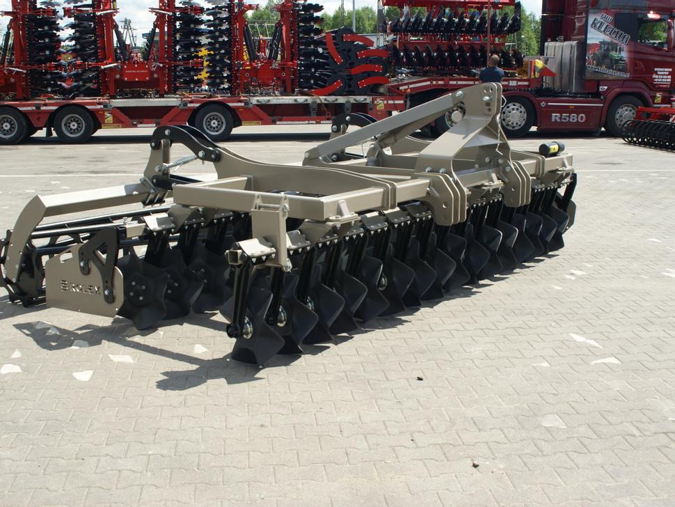ROLEX Scheibenegge / Cross-Cutter harrow / Dechaumeur cross-cutter / Cross Cutter erpice / Борона с поперечным катком жёсткий/ Brona cross cutter sztywna 4 m - Cover crop: photos 5 ROLEX Scheibenegge / Cross-Cutter harrow / Dechaumeur cross-cutter / Cross Cutter erpice / Борона с поперечным катком жёсткий/ Brona cross cutter sztywna 4 m - Cover crop: photos 5