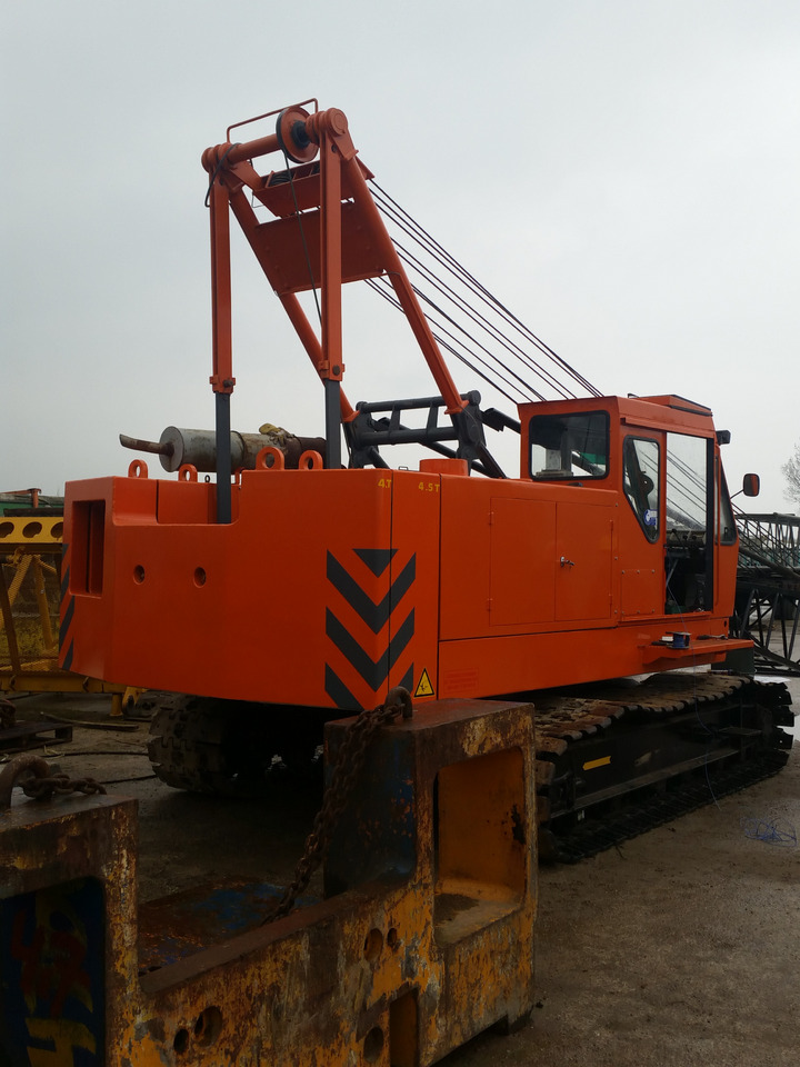 Hitachi KH-100 - Grue sur chenilles: photos 2 Hitachi KH-100 - Grue sur chenilles: photos 2