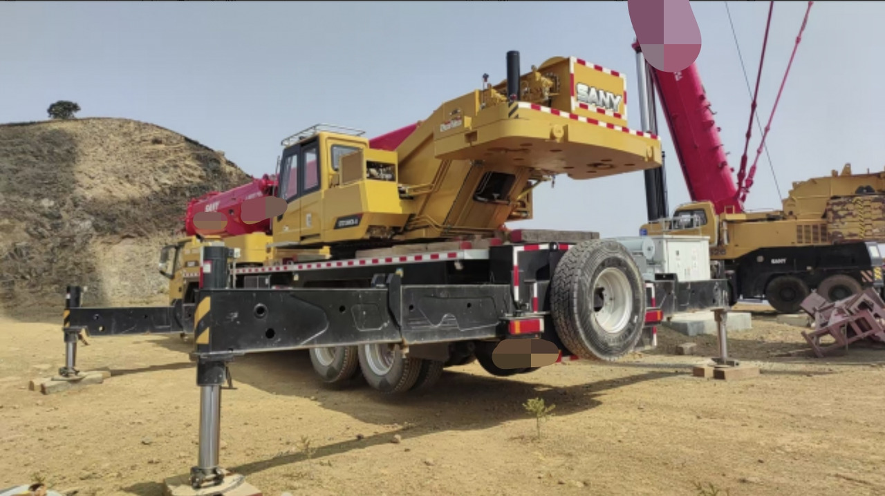 SANY STC100C6 - Grue mobile: photos 2 SANY STC100C6 - Grue mobile: photos 2