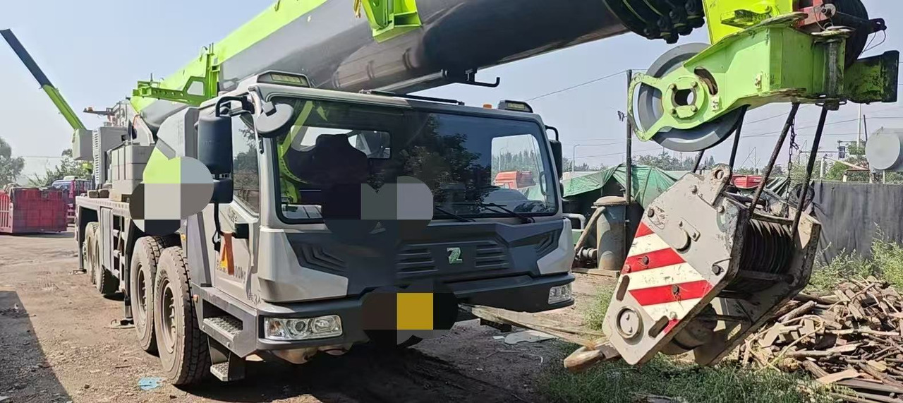 ZOOMLION ZOOMLION ZOOMLION - Grue mobile: photos 2 ZOOMLION ZOOMLION ZOOMLION - Grue mobile: photos 2