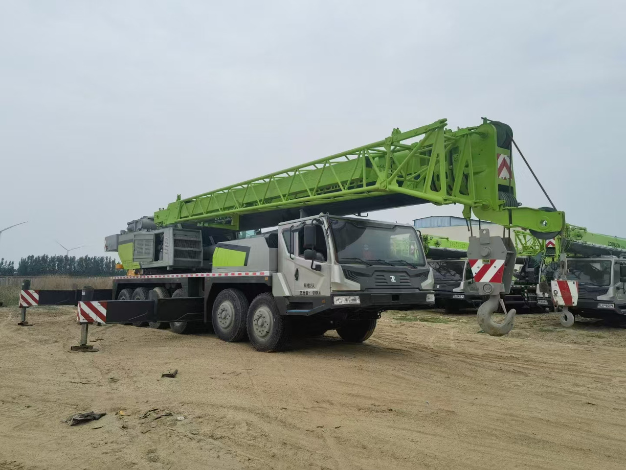 ZOOMLION ZTC1000V - Grue mobile: photos 2 ZOOMLION ZTC1000V - Grue mobile: photos 2