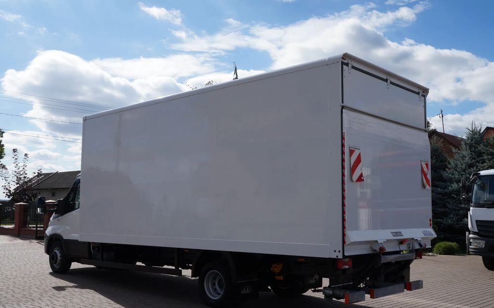 Iveco DAILY 72c18 Automat HI-MATIC Kontener 6 m 117 tys km Wzorowy Stan - Camion fourgon: photos 5 Iveco DAILY 72c18 Automat HI-MATIC Kontener 6 m 117 tys km Wzorowy Stan - Camion fourgon: photos 5